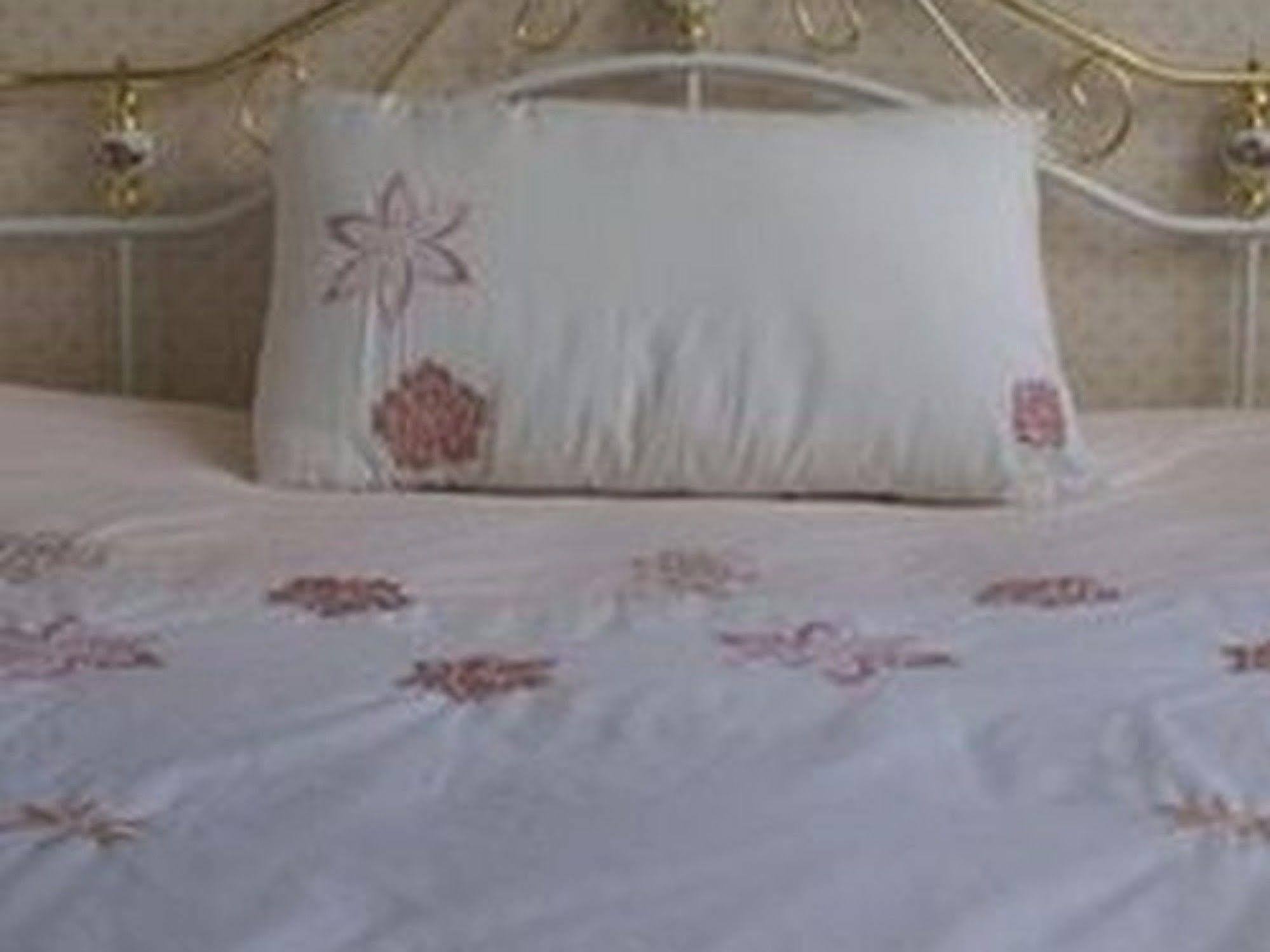 Sussex Lodge Guest House سلوف المظهر الخارجي الصورة